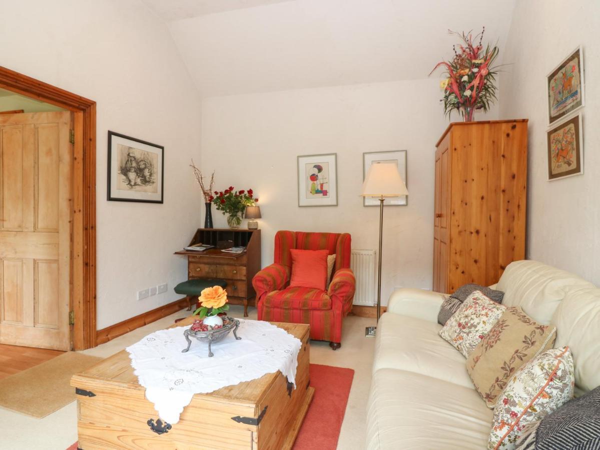 The Coach House Villa Duns ภายนอก รูปภาพ